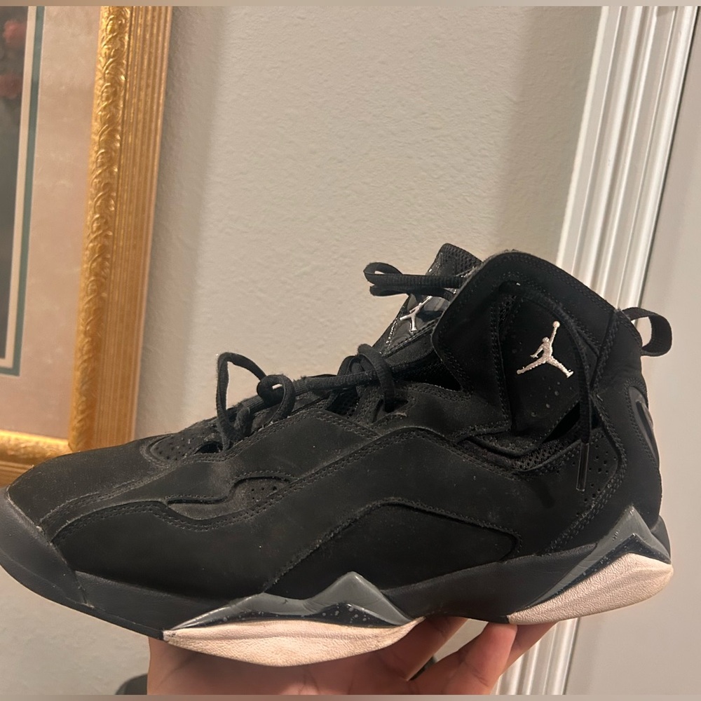 Jordan Men's Black and White Sneakers - Picture 3 of 6